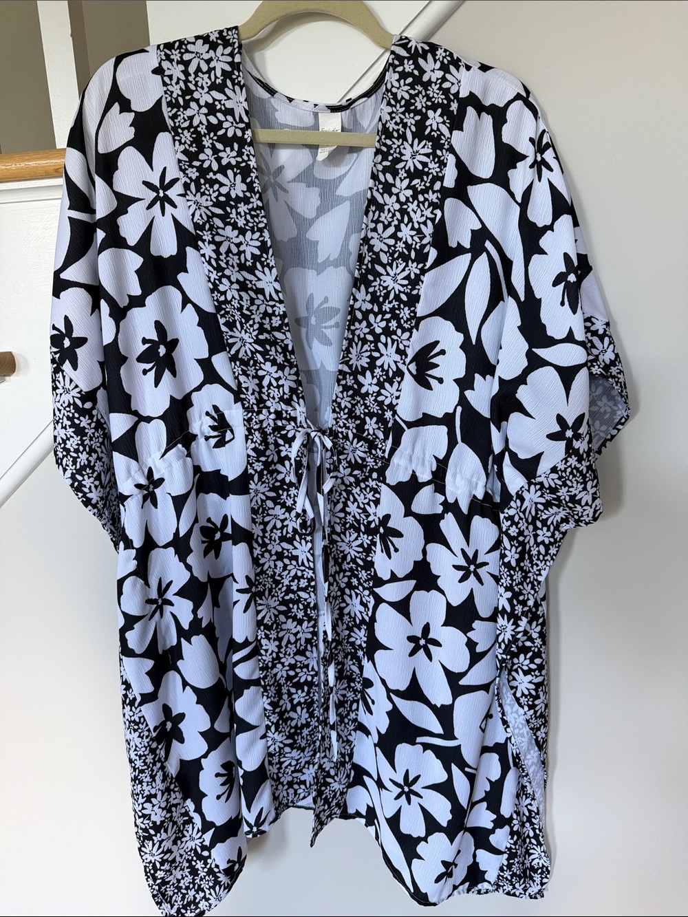 Black & White Floral Tie-Front Swim Coverup